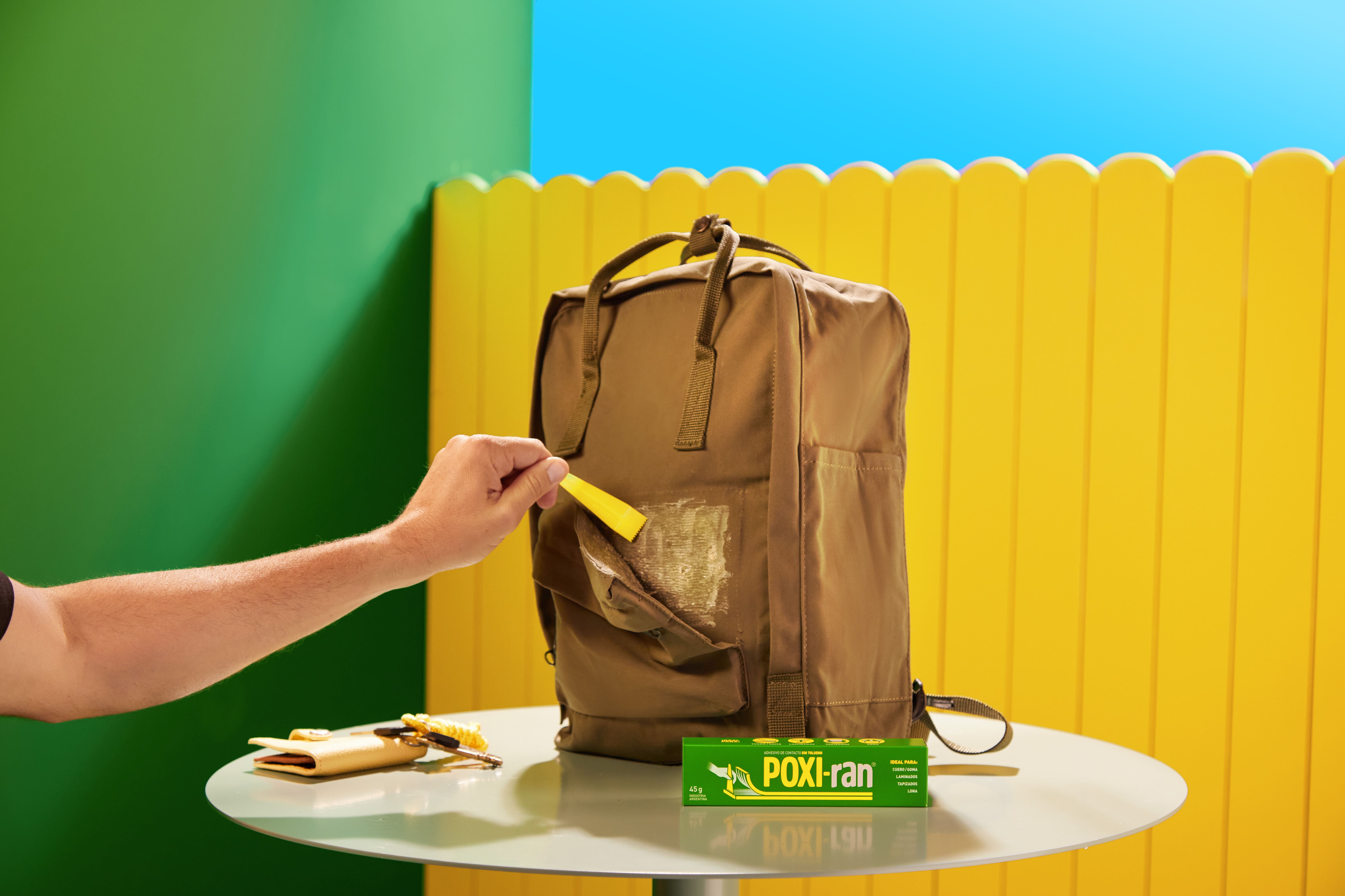 Pegar el estante con Poxi-ran